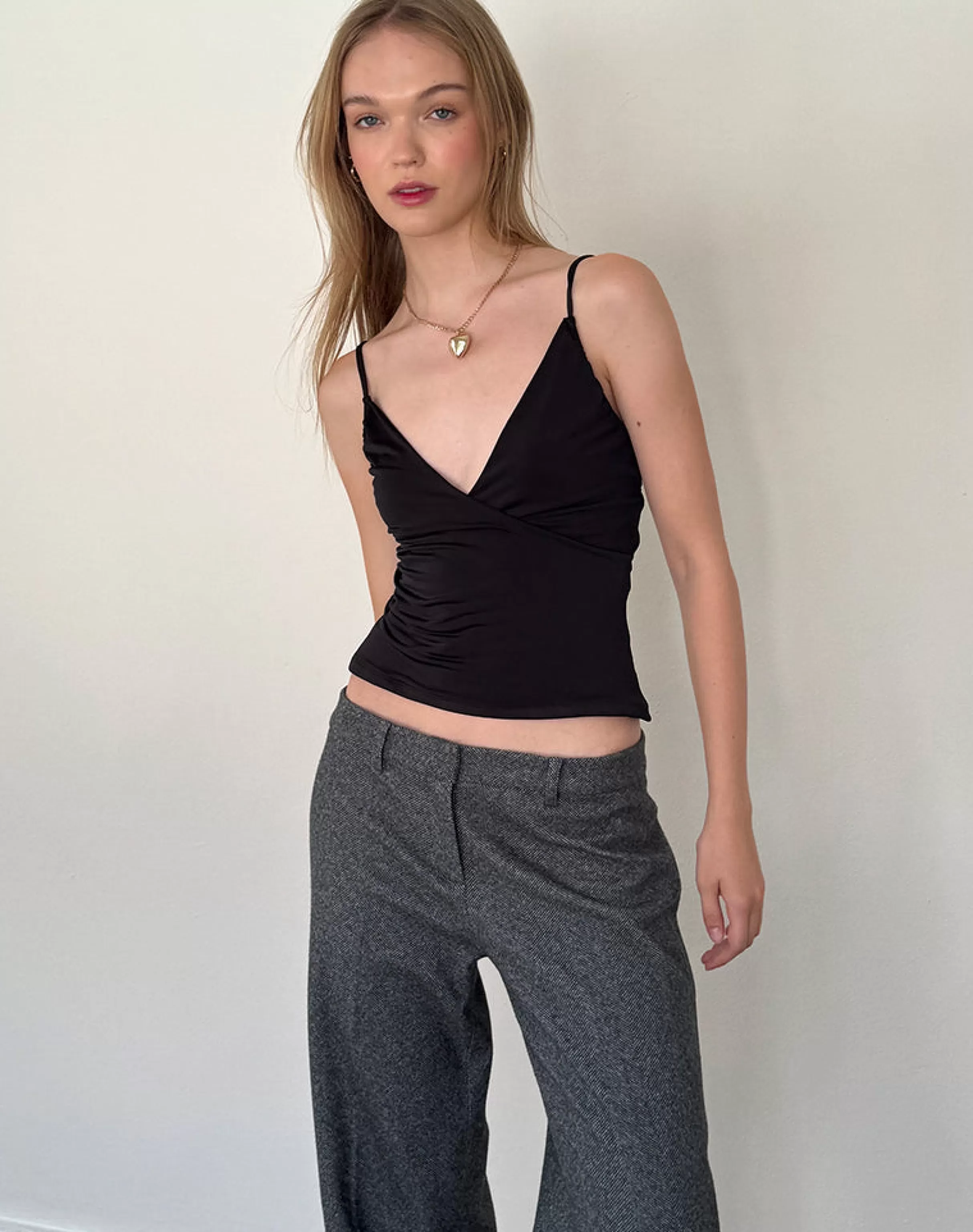 Store Bea Slinky Cross Front Top In STRAPPY TOPS