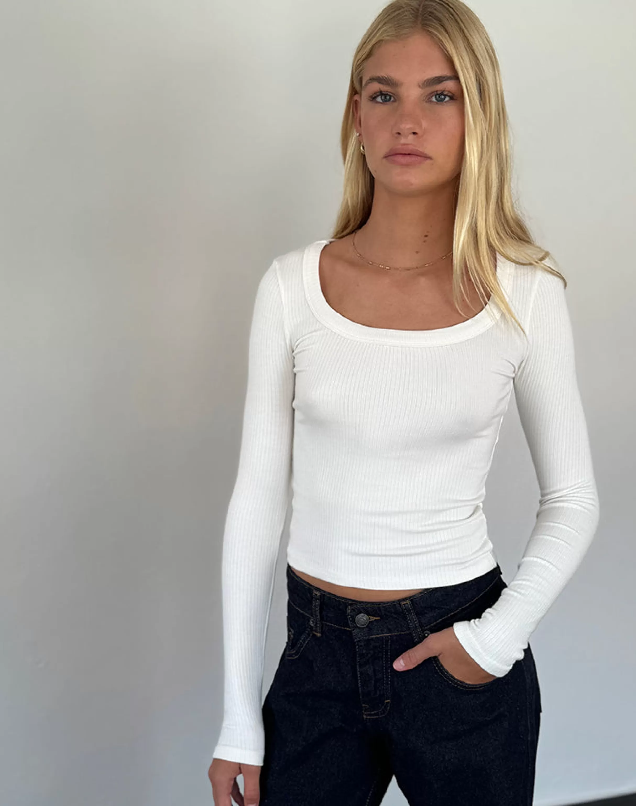 Clearance Binlo Extra Long Sleeve Top In BISOUS | BASICS