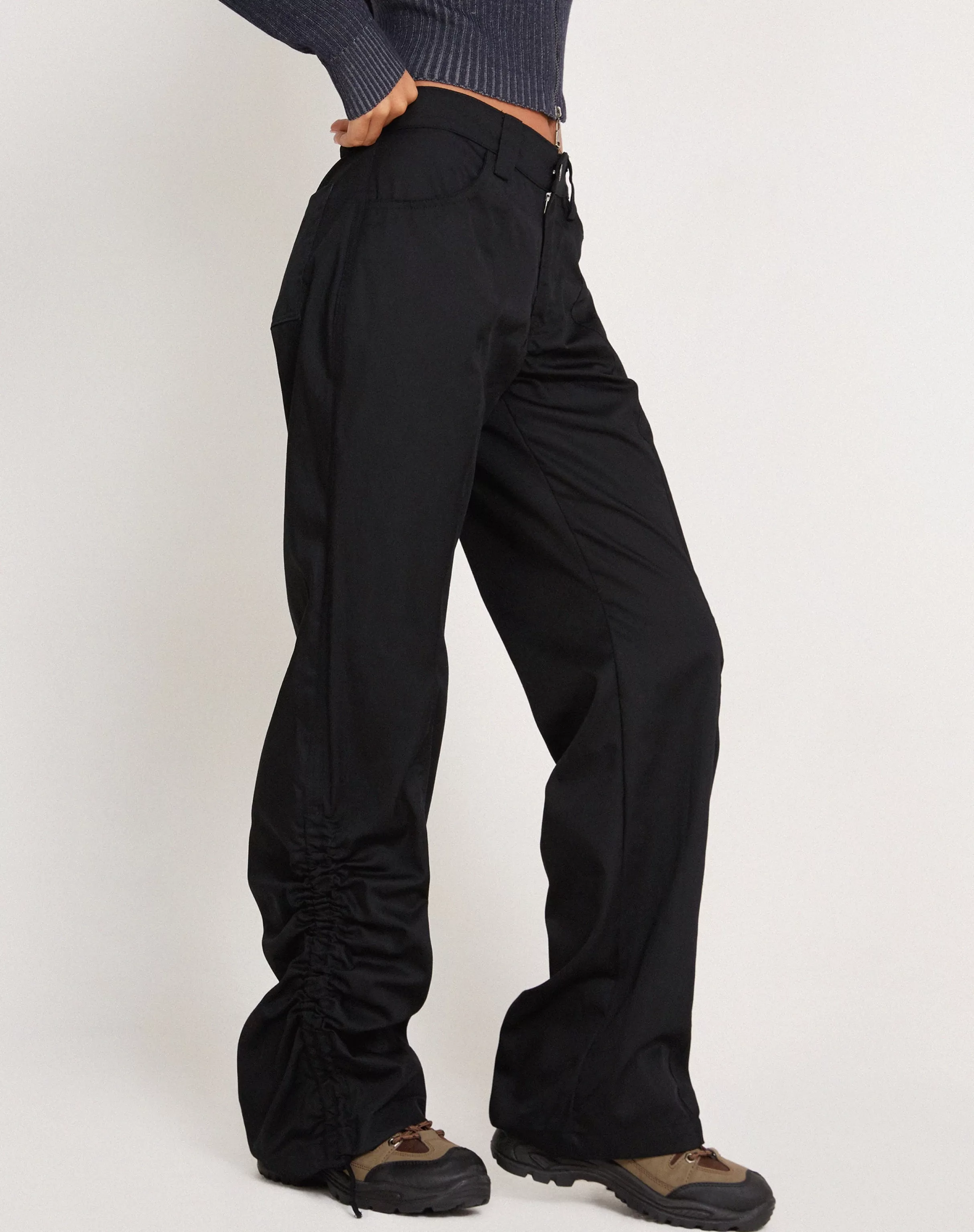 Clearance Bracha Low Rise Cargo Trousers In LOW RISE TROUSERS