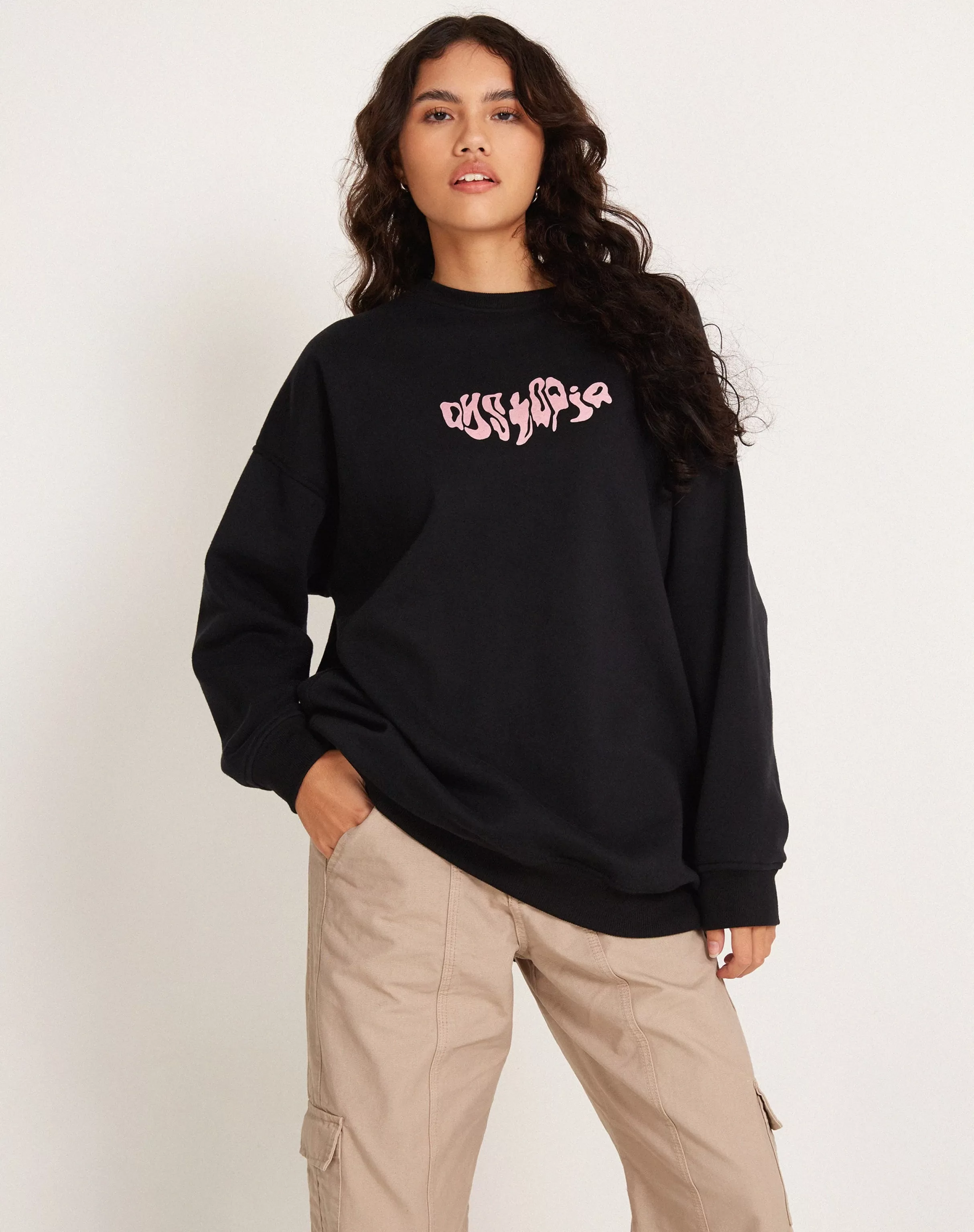 Flash Sale Glo Sweatshirt In Black With 'Dystopia' Motif LOUNGEWEAR | HOODIES & SWEATSHIRTS