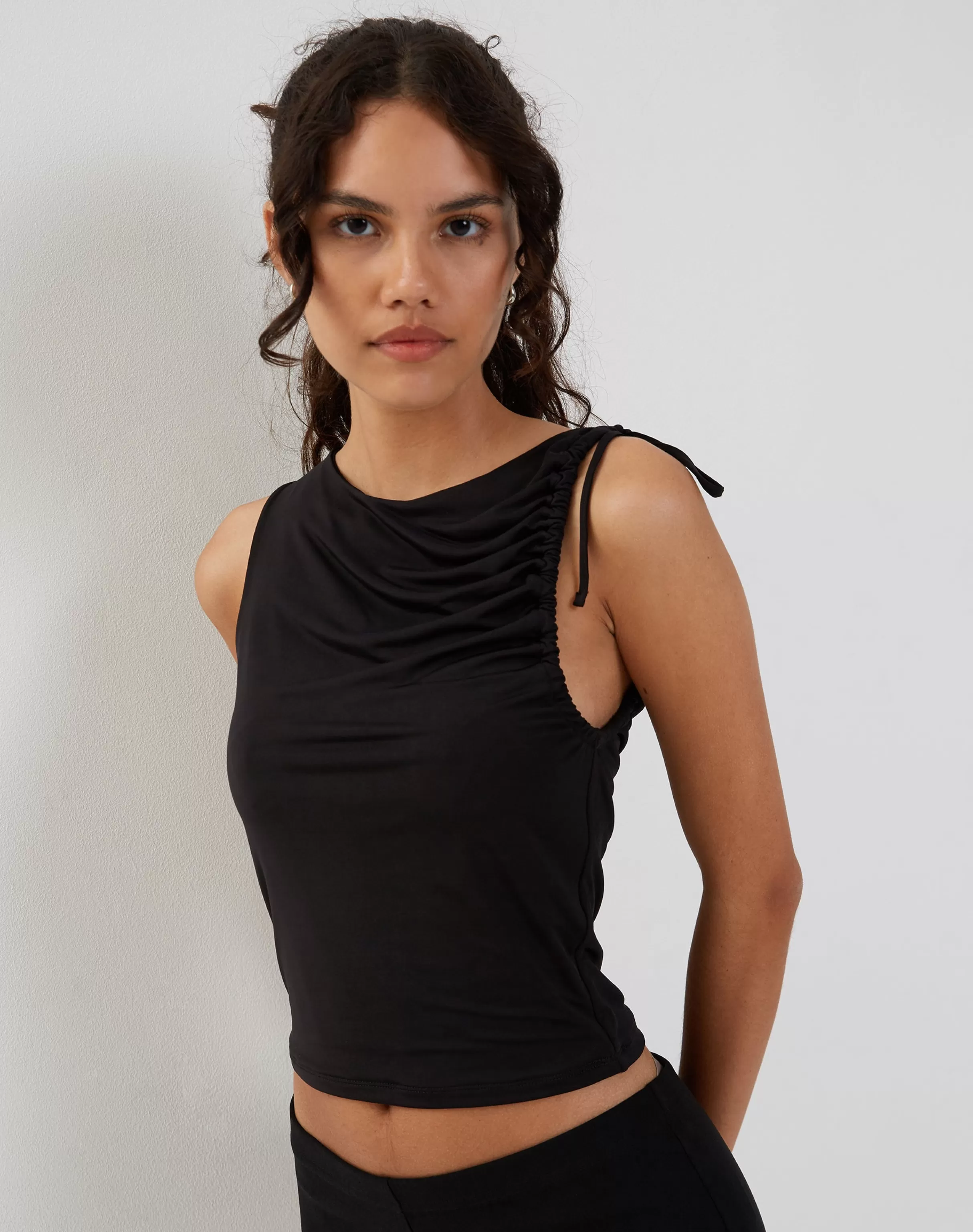 Hot Hagne Vest Top In VEST TOPS