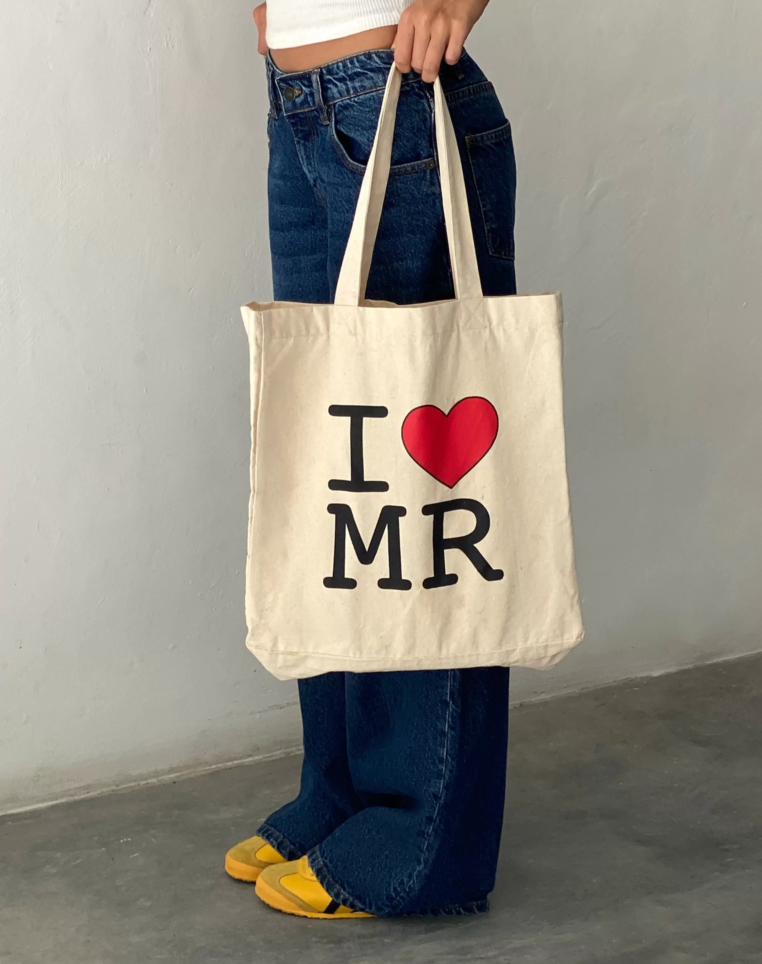 Best I Heart MR Tote Bag In Off White ACCESSORIES