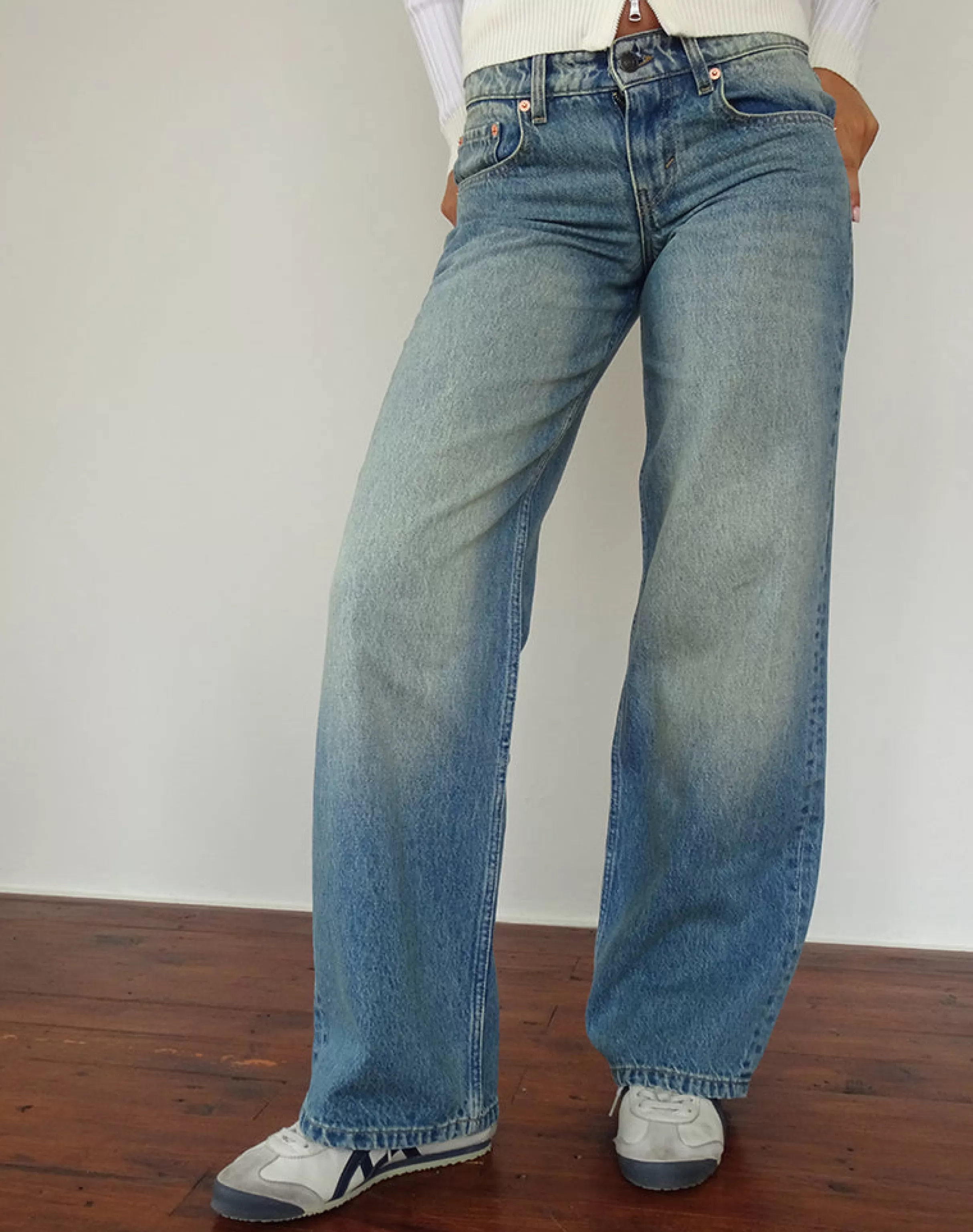 Store Low Rise Parallel Jean In JEANS | STRAIGHT LEG JEANS