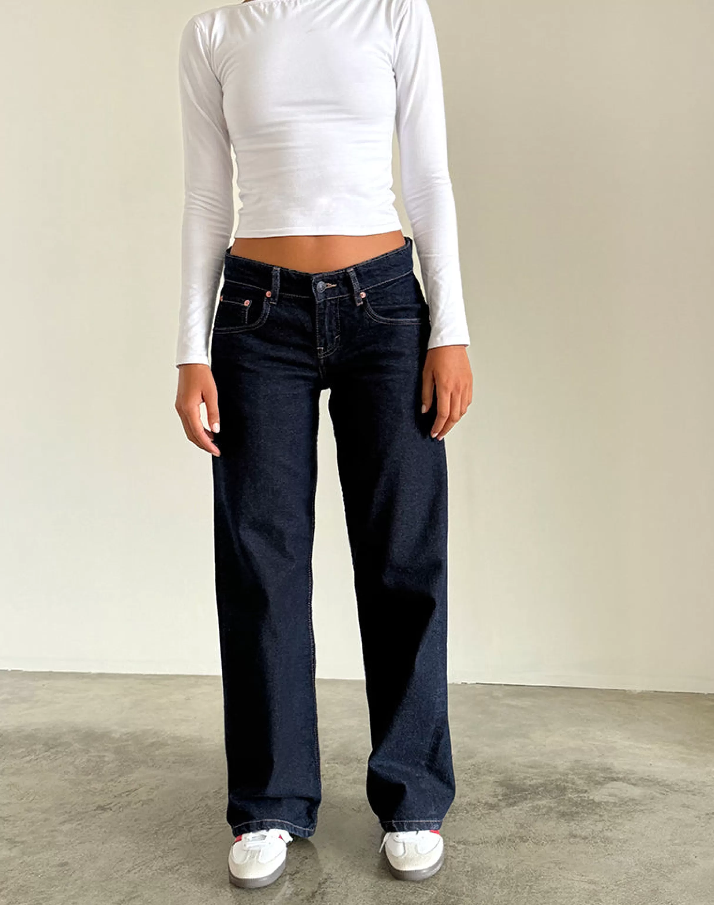 Clearance Low Rise Parallel Jeans In JEANS | STRAIGHT LEG JEANS