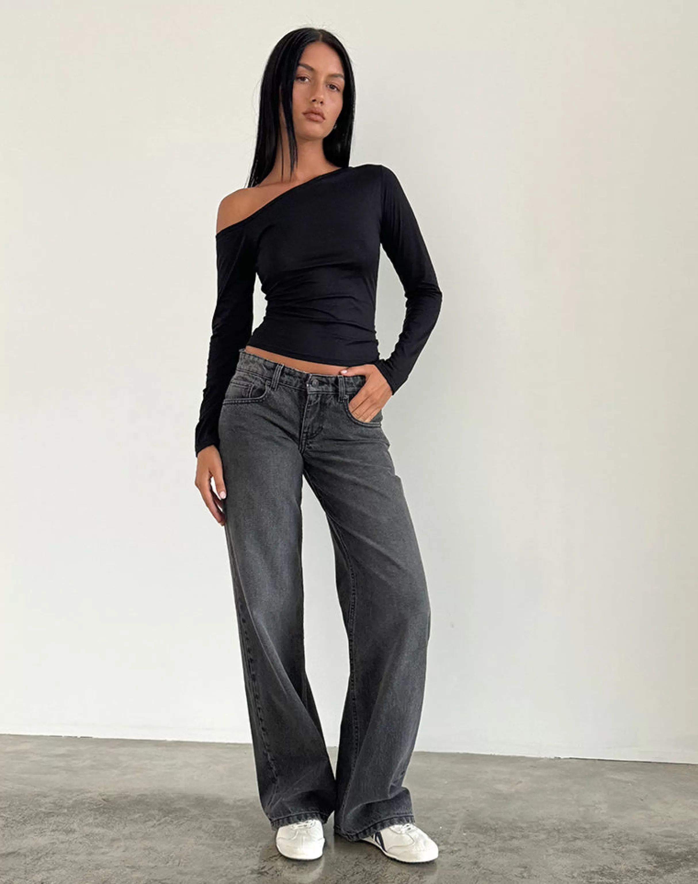 Store Low Rise Parallel Jeans In JEANS | STRAIGHT LEG JEANS