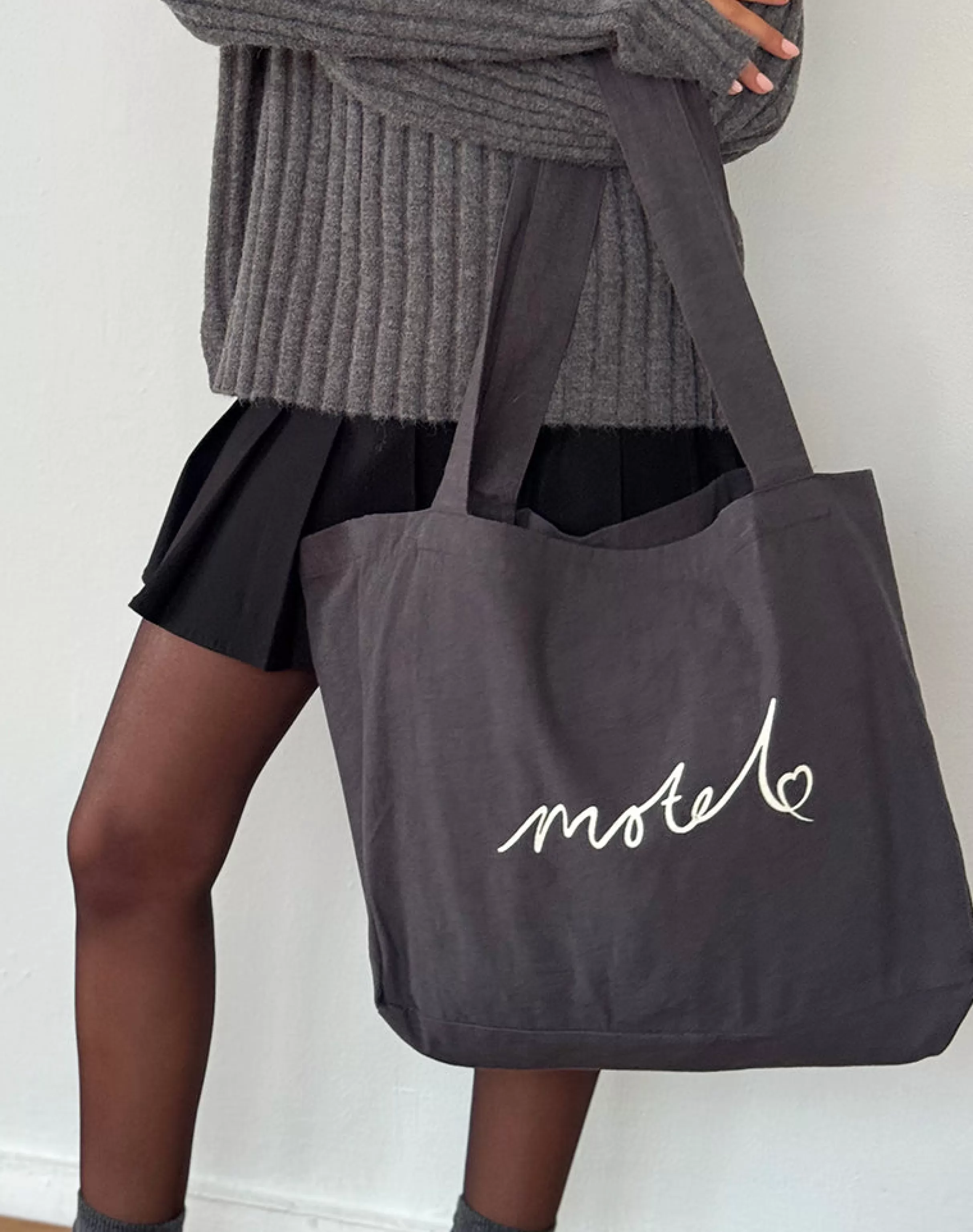 Best Nola Totebag In Beluga With Motel Print ACCESSORIES