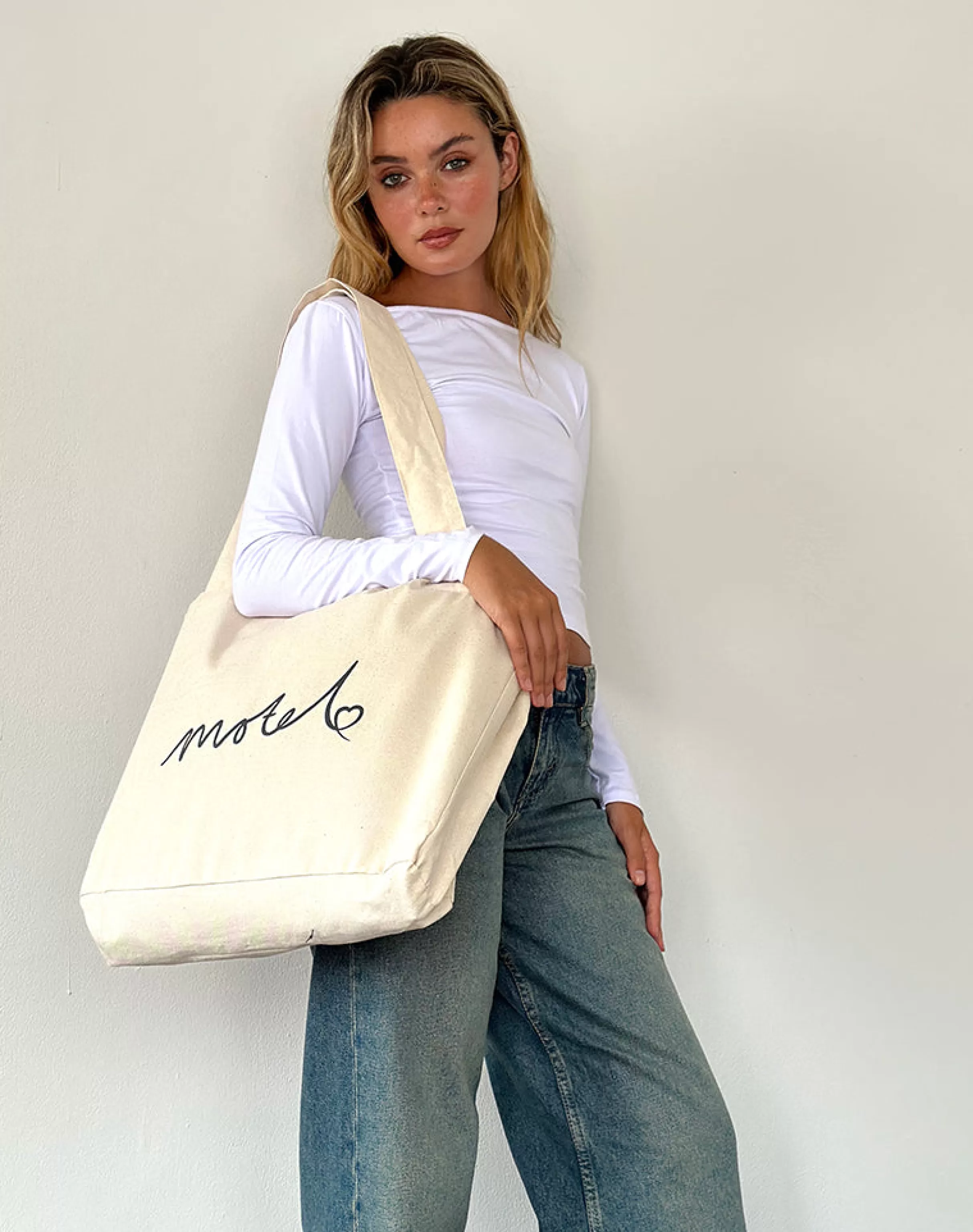 Best Sale Nola Totebag In Off White With Motel Print ACCESSORIES