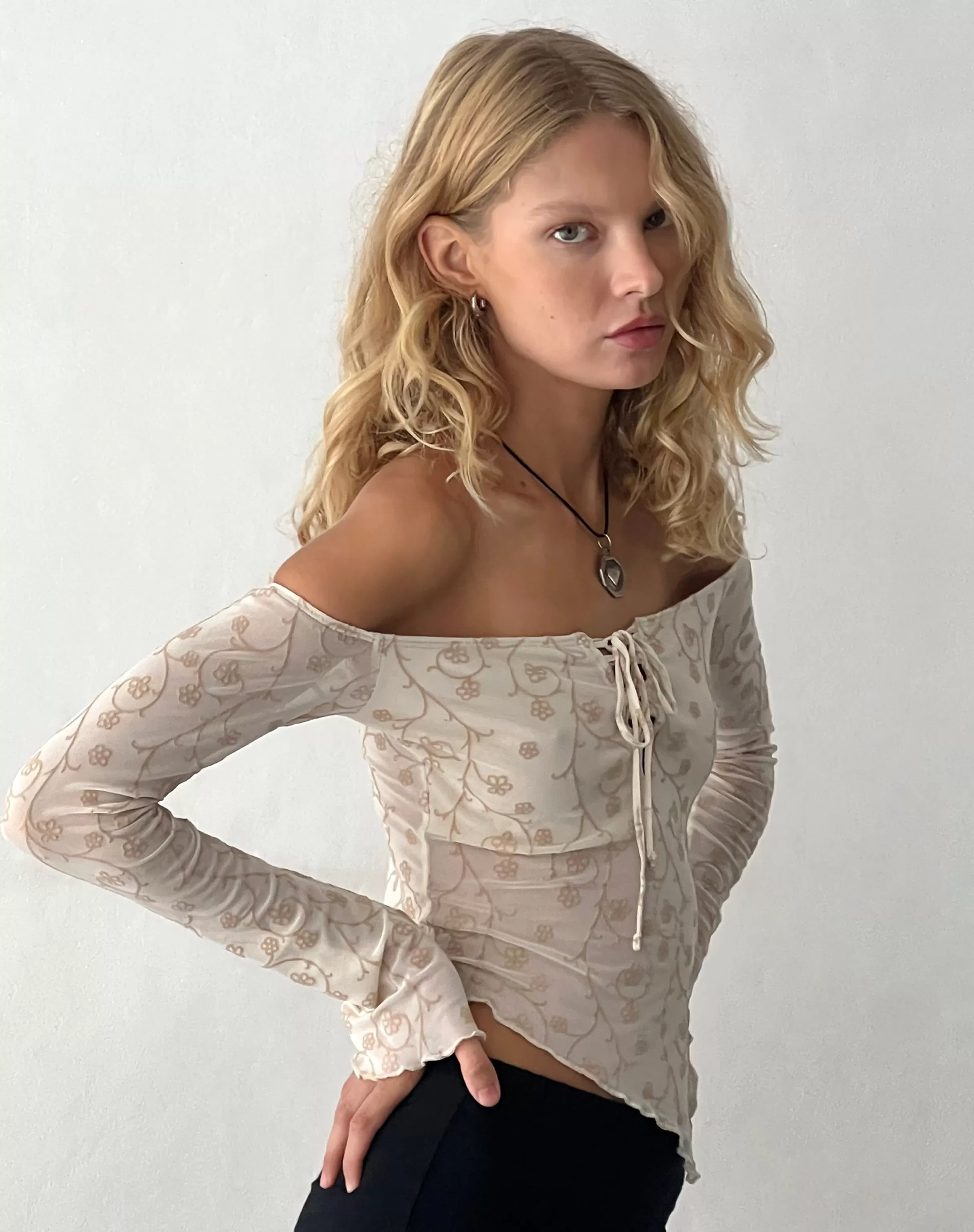 Cheap Sola Bardot Top In PRINTED TOPS